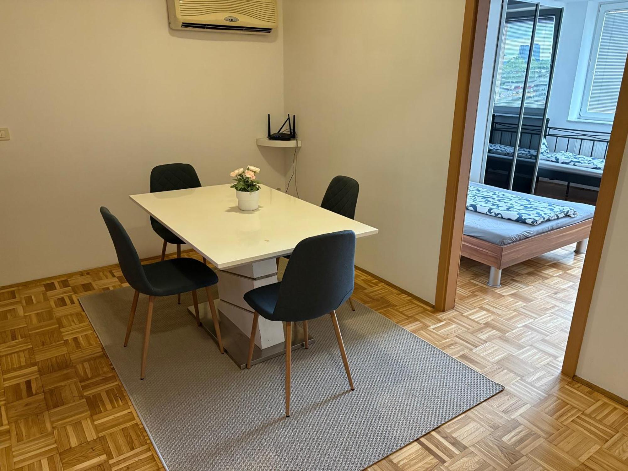 Apartma Lunca 1 Ljubljana Eksteriør bilde